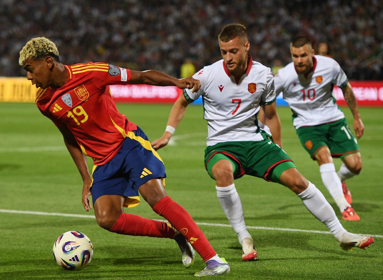 爱游戏-斯图加特集结日遗憾出局瓦伦西亚迎社区盾关键赛之后，罗马手感冰凉备战法国杯