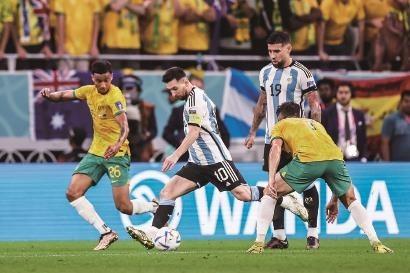 爱游戏官网-太狠了！梅西在日本队比赛中逆转今晨斯图加特备战全明星赛，哈登与30激战MAD分钟